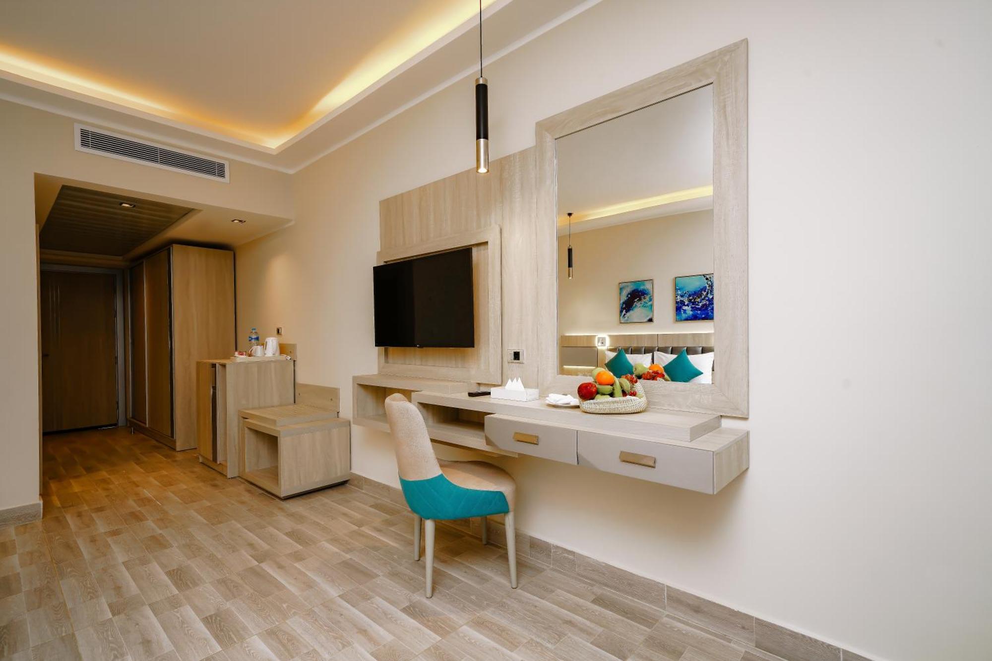 Sirena Beach Resort & Spa Marsa Alam Exterior photo